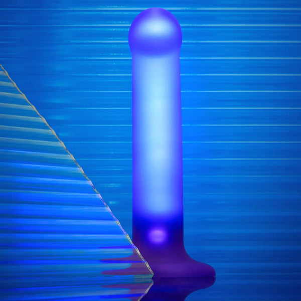 Strap On Me - Glow-LED Dildo