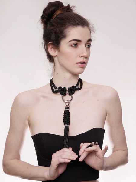 Kubi Shibari Choker w/ Detachable Whip Black