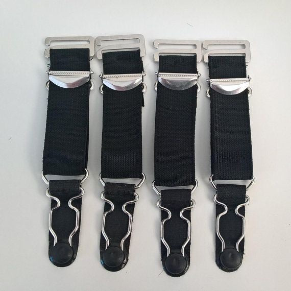 Detachable suspenders set