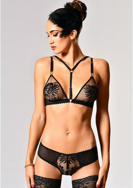 Nina Ouvert Brief